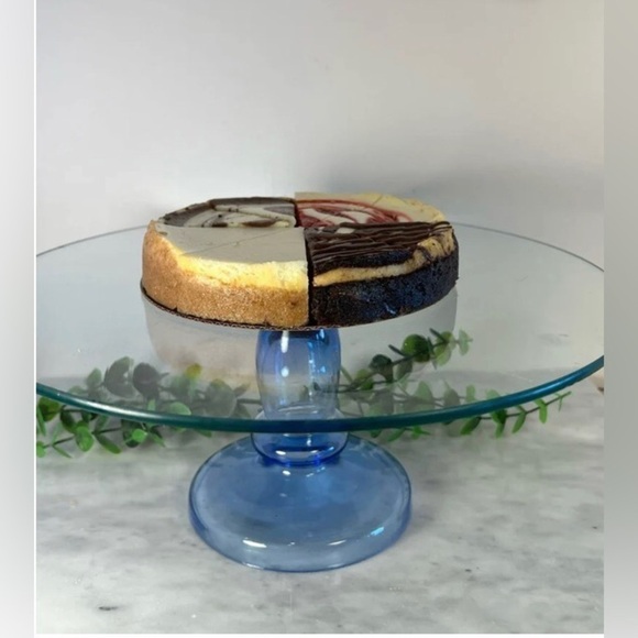 EUC rare vintage  cobalt blue cake stand - Picture 1 of 3